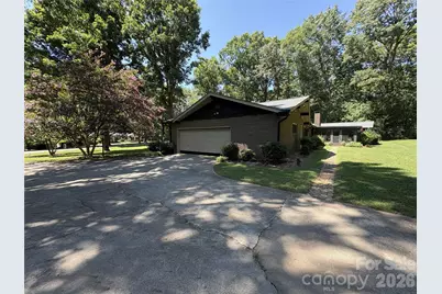 107 Augusta Drive, Statesville, NC 28625 - Photo 4
