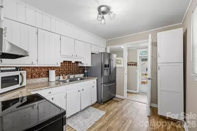 300 Harris Street, Fort Mill, SC 29715 - Photo 10