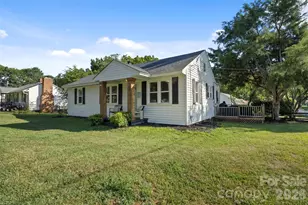 300 Harris St, Fort Mill, SC 29715 - Photo 4