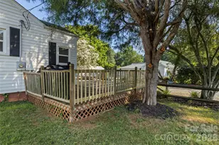 300 Harris St, Fort Mill, SC 29715 - Photo 24