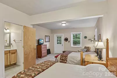 1061 Setzer Cove Road, Maggie Valley, NC 28751 - Photo 26