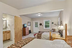 1061 Setzer Cove Rd, Maggie Valley, NC 28751 - Photo 26