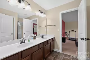 5909 Langwell Ln, Charlotte, NC 28278 - Photo 16