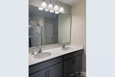 6049 Guildford Hill Lane, Charlotte, NC 28215 - Photo 16