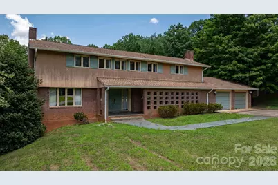 1335 36th Avenue Drive NE, Hickory, NC 28601 - Photo 1