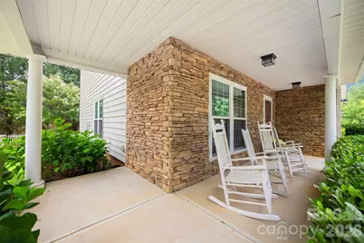 3339 Kingshire Way, Clover, SC 29710 - Photo 8