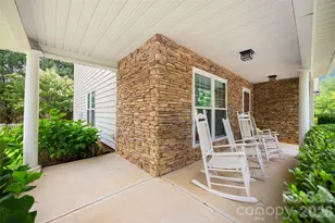 3339 Kingshire Way, Clover, SC 29710 - Photo 8