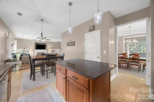 3339 Kingshire Way, Clover, SC 29710 - Photo 14