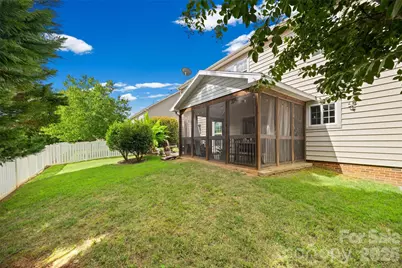 3339 Kingshire Way, Clover, SC 29710 - Photo 30