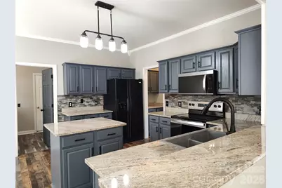 4018 Manor House Drive, Charlotte, NC 28270 - Photo 2