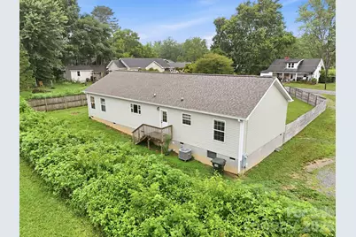 417 Glover Street, Hendersonville, NC 28792 - Photo 28