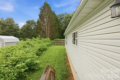 417 Glover Street, Hendersonville, NC 28792 - Photo 30