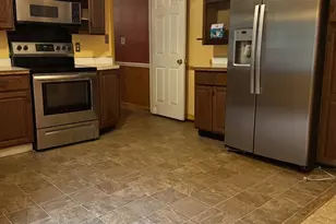 9112 Hinson Dr, Matthews, NC 28105 - Photo 6