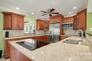 121 NW 1st St, Oak Island, NC 28465 - Photo 16