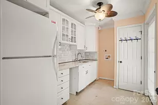 121 NW 1st St, Oak Island, NC 28465 - Photo 20
