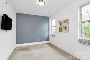1004 Margaret Brown St, Charlotte, NC 28202 - Photo 16