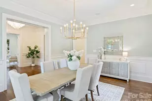 9146 Heydon Hall Cir, Charlotte, NC 28210 - Photo 6