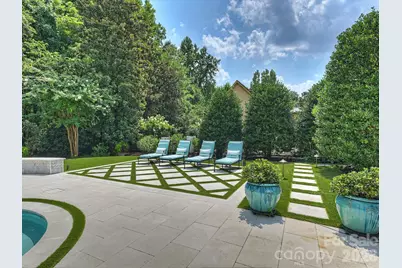 9146 Heydon Hall Circle, Charlotte, NC 28210 - Photo 38