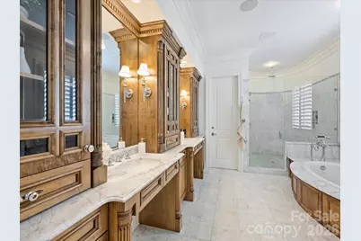 9146 Heydon Hall Circle, Charlotte, NC 28210 - Photo 22