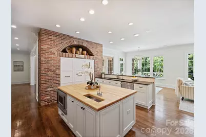 9146 Heydon Hall Circle, Charlotte, NC 28210 - Photo 14