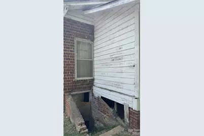 317 N Washington Street, Shelby, NC 28150 - Photo 2