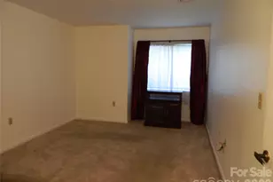 4902 Spring Lake Dr, Charlotte, NC 28212 - Photo 12