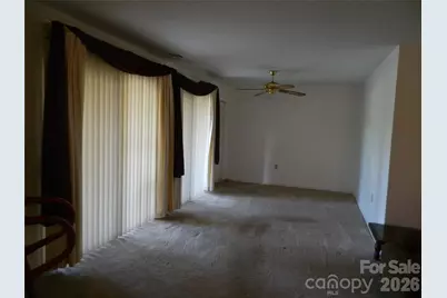 4902 Spring Lake Drive, Charlotte, NC 28212 - Photo 6