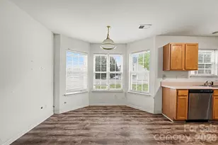 3527 Mallory Taylor Ln, Charlotte, NC 28216 - Photo 4