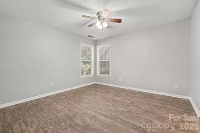 9532 Nettle Drive, Charlotte, NC 28216 - Photo 10