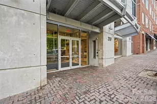 210 N Church St, Charlotte, NC 28202 - Photo 4