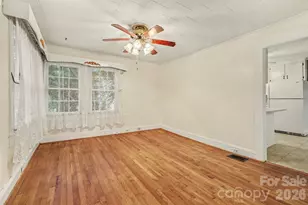 515 N Hill St, Dallas, NC 28034 - Photo 10