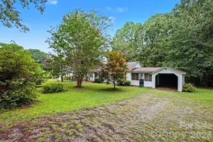 515 N Hill St, Dallas, NC 28034 - Photo 4