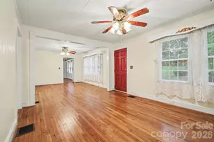 515 N Hill St, Dallas, NC 28034 - Photo 8