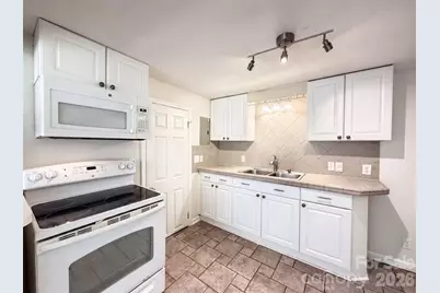 9801 Hannon Road, Charlotte, NC 28227 - Photo 2
