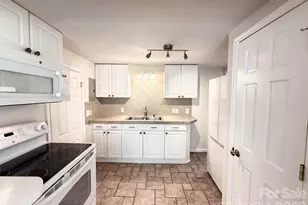 9801 Hannon Rd, Charlotte, NC 28227 - Photo 6