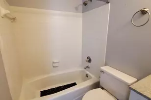 230 S Cedar St, Charlotte, NC 28202 - Photo 14