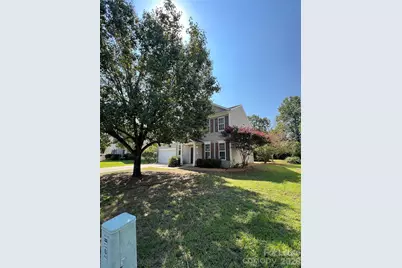 14011 Millers Creek Lane, Charlotte, NC 28278 - Photo 2