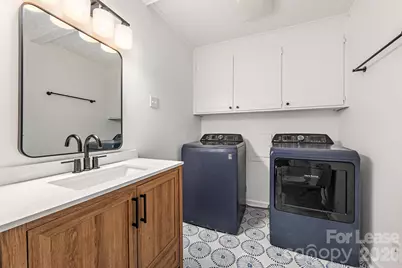 1129 Eastview Drive, Charlotte, NC 28211 - Photo 14