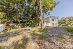 214 E Washington Ave, Bessemer City, NC 28016 - Photo 34