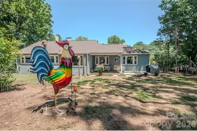 4847 Taylorsville Highway, Stony Point, NC 28678 - Photo 18