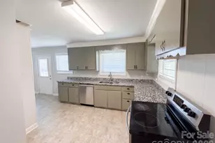 608 E Ryder Ave, Landis, NC 28088 - Photo 2