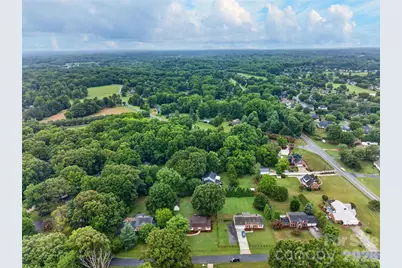 140 Raintree Road, Advance, NC 27006 - Photo 22