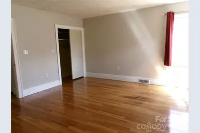 515 Mountain View Street SW, Lenoir, NC 28645 - Photo 14