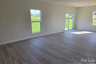 128 Sanders Wy, Statesville, NC 28625 - Photo 6