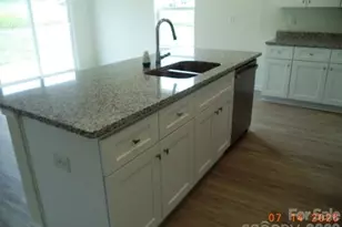 128 Sanders Wy, Statesville, NC 28625 - Photo 10