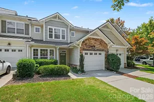 567 Pine Links Dr, Tega Cay, SC 29708 - Photo 2