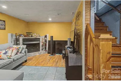 25 Wentworth Avenue, Asheville, NC 28803 - Photo 18