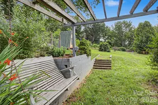 25 Wentworth Ave, Asheville, NC 28803 - Photo 48
