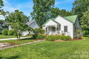 105 Parkview Dr, Brevard, NC 28712 - Photo 4
