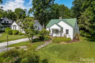 105 Parkview Dr, Brevard, NC 28712 - Photo 2